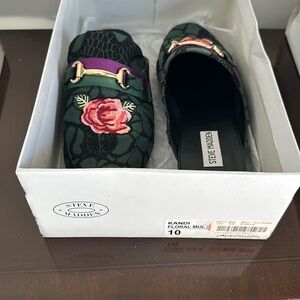 Steve Madden Kandi Floral Mules - Green